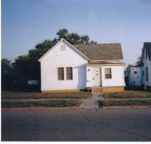 617 W Warren St, Mitchell, IN 47446 photo 1