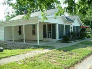 2212 I St, Bedford, IN 47421 photo 1