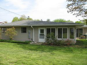 2923 Broadview Dr, Bedford, IN 47421 photo 2