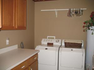 24 Laurel Ln, Bedford, IN 47421 photo 5
