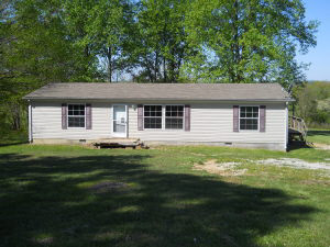 939 Peerless Rd, Bedford, IN 47421 photo 1
