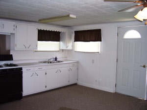 1223 12 W Warren St, Mitchell, IN 47446 photo 3