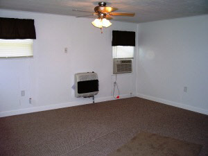 1223 12 W Warren St, Mitchell, IN 47446 photo 4