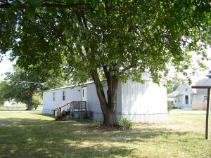 427 S 8th St, Mitchell, IN 47446 photo 9