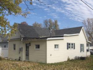 507 N Marion St, Mitchell, IN 47446 photo 2