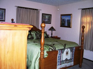 902 W Grissom Ave, Mitchell, IN 47446 photo 5