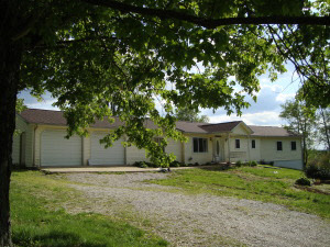 450 Bud Ikerd Rd, Bedford, IN 47421 photo 1