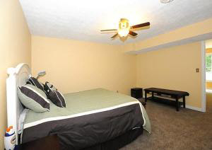 184 Foxridge Dr, Springville, IN 47462 photo 10