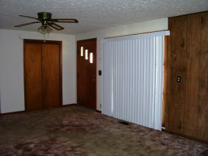 416 S 6th St, Mitchell, IN 47446 photo 2