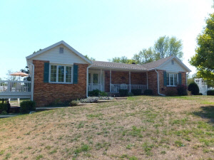 524 Sunny Acres Dr, Bedford, IN 47421 photo 1