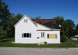 302 N 7th St, Mitchell, IN 47446 photo 1