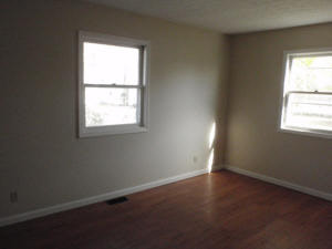 120 W Hancock Ave, Mitchell, IN 47446 photo 6