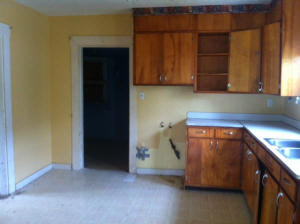 631 S 7th St, Mitchell, IN 47446 photo 5