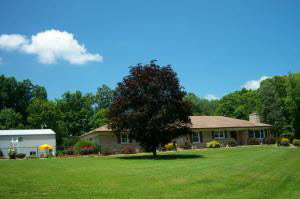 2147 N Williams Ridge Rd, Eckerty, IN 47116 photo 1