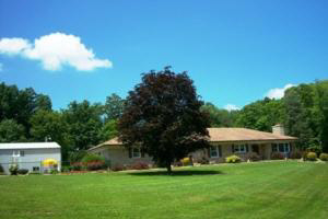 2147 N Williams Ridge Rd, Eckerty, IN 47116 photo 2