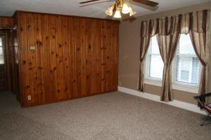 1018 R St, Bedford, IN 47421 photo 4