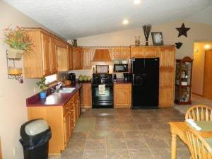 141 Pine Dr, Mitchell, IN 47446 photo 4
