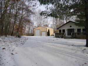 1085 Middle Leesville Rd, Bedford, IN 47421 photo 3