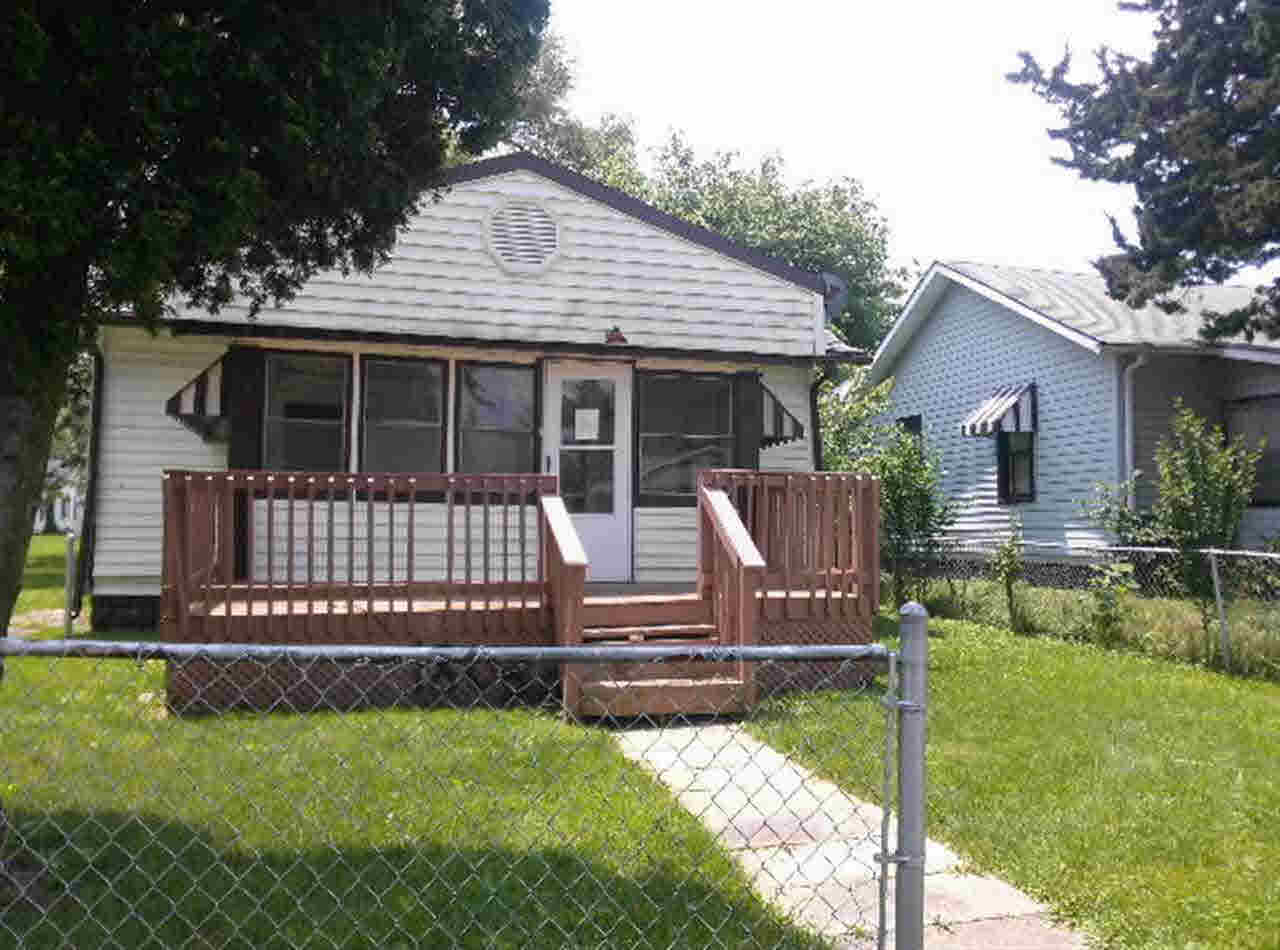 1803 E Hines St, Muncie, IN 47303 photo 1