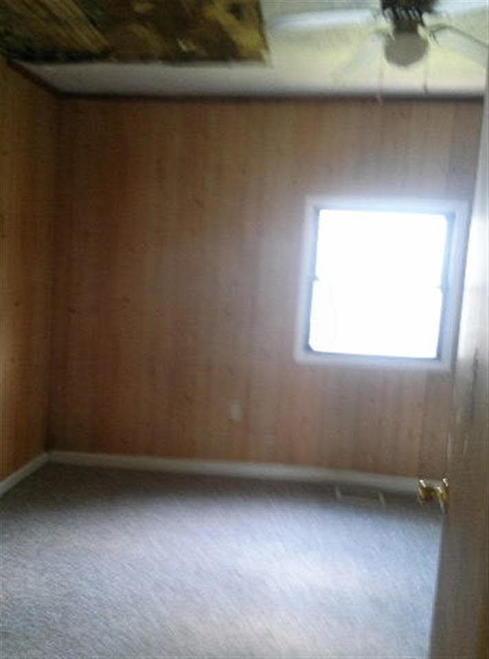 1803 E Hines St, Muncie, IN 47303 photo 9