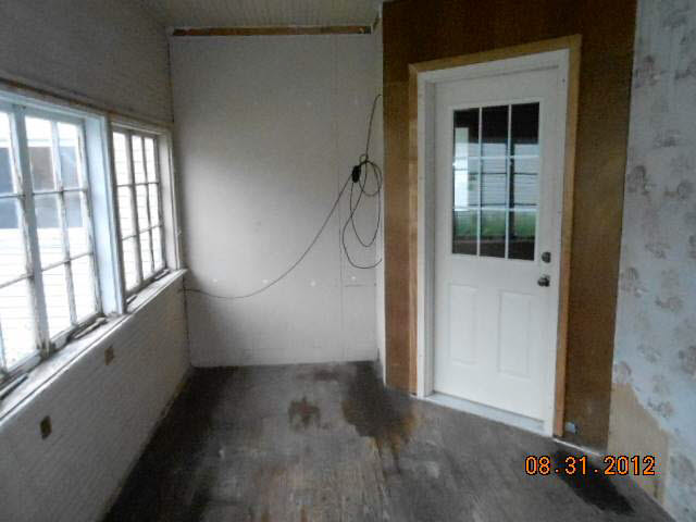 112 Hartford, Eaton, IN 47338 photo 3