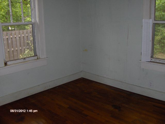 2707 E 10th St, Anderson, IN 46012 photo 3