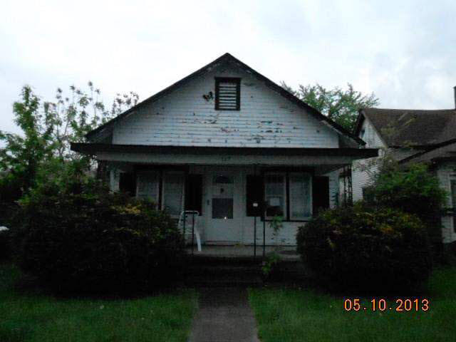 317 W 5th St, Muncie, IN 47302 photo 1