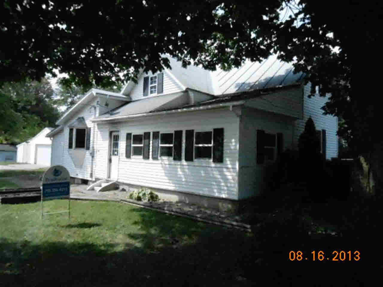 312 S Portland St, Ridgeville, IN 47380 photo 1
