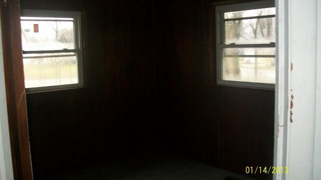 817 S 22nd St, New Castle, IN 47362 photo 6