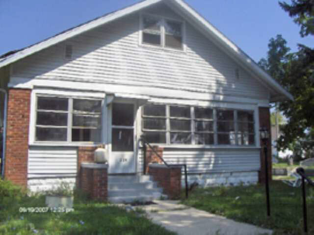 224 E 13th St, Muncie, IN 47302 photo 1