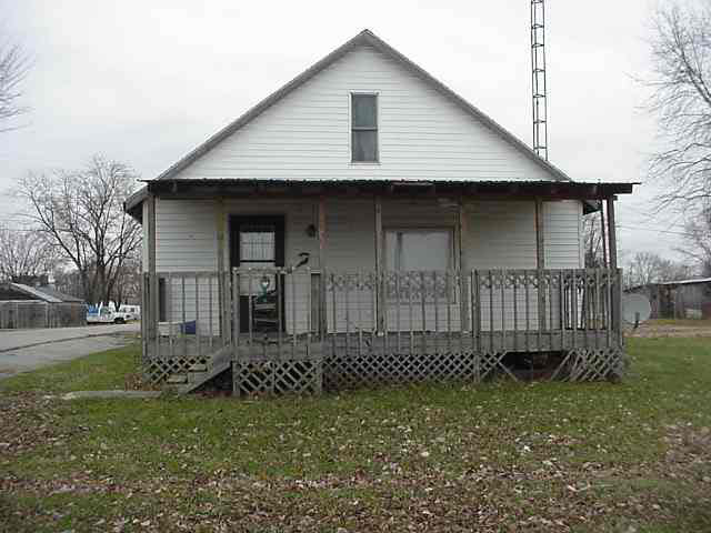 3002 E Ave, New Castle, IN 47362 photo 1