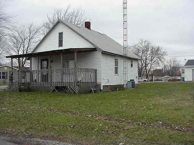 3002 E Ave, New Castle, IN 47362 photo 2