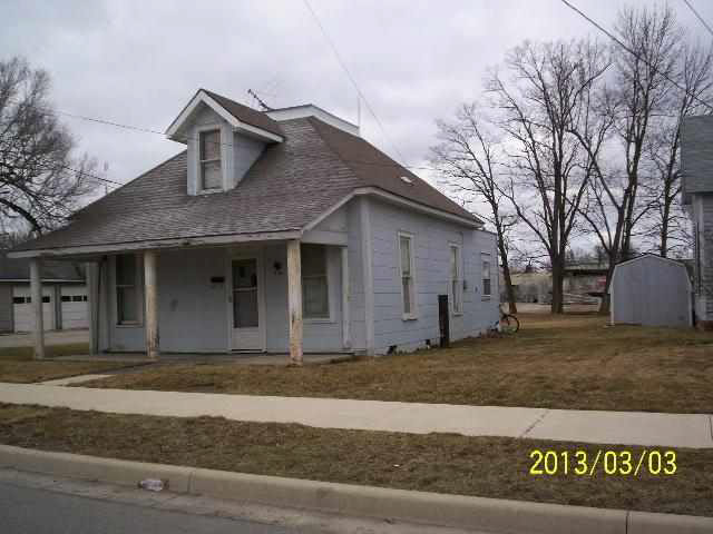 326 E 7th St, Portland, IN 47371 photo 5