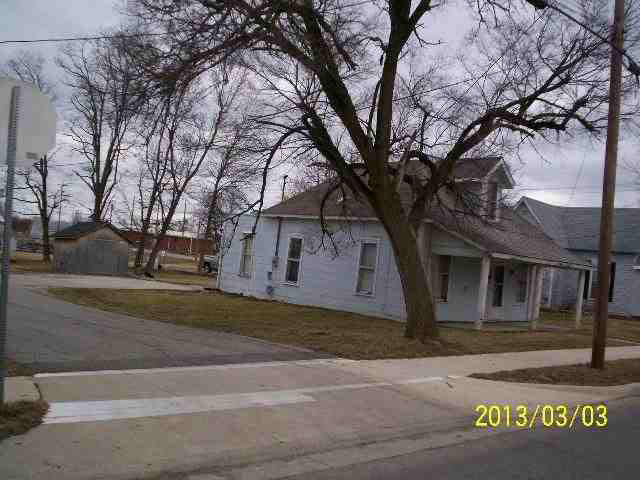 326 E 7th St, Portland, IN 47371 photo 3