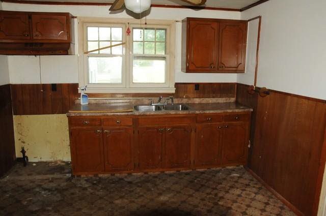 309 E Central, Spiceland, IN 47385 photo 2