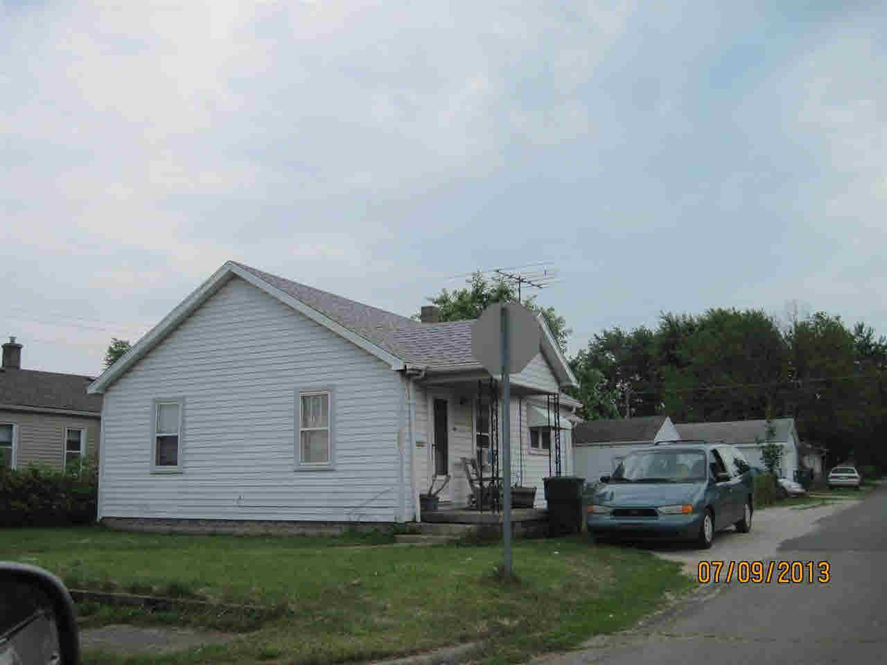 1011 W 14th St, Muncie, IN 47302 photo 2