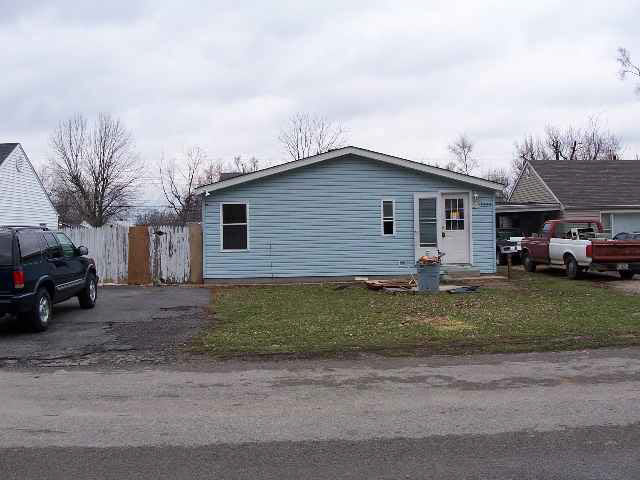2320 E Cornell, Muncie, IN 47303 photo 1