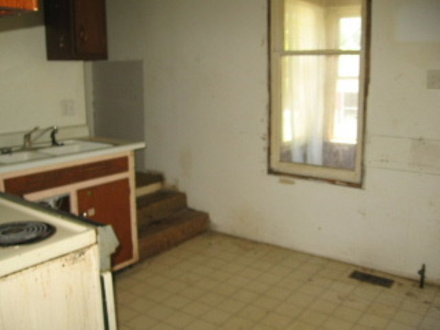 101 N Stanley Ave, Eaton, IN 47338 photo 7