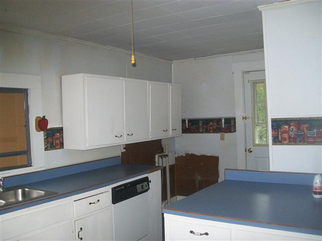 110 Cherry, Dunreith, IN 47337 photo 2