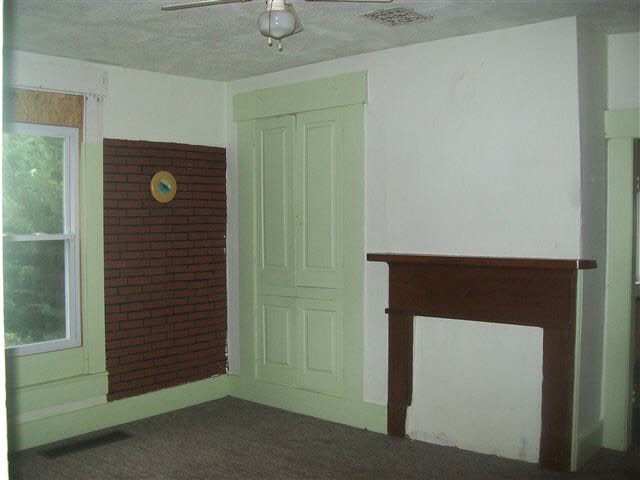 110 Cherry, Dunreith, IN 47337 photo 4