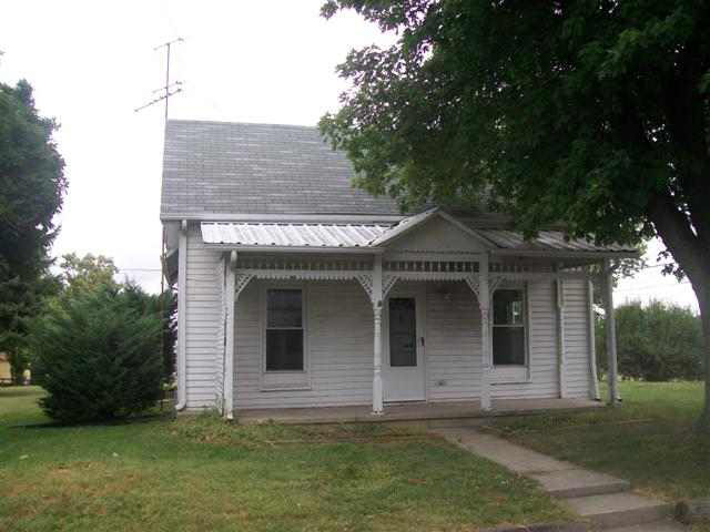 110 Cherry, Dunreith, IN 47337 photo 1