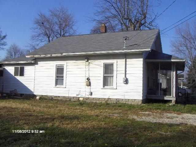 1905 E 16th St, Muncie, IN 47302 photo 2