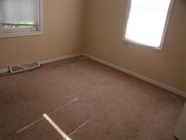 1809 E 25th St, Muncie, IN 47302 photo 2