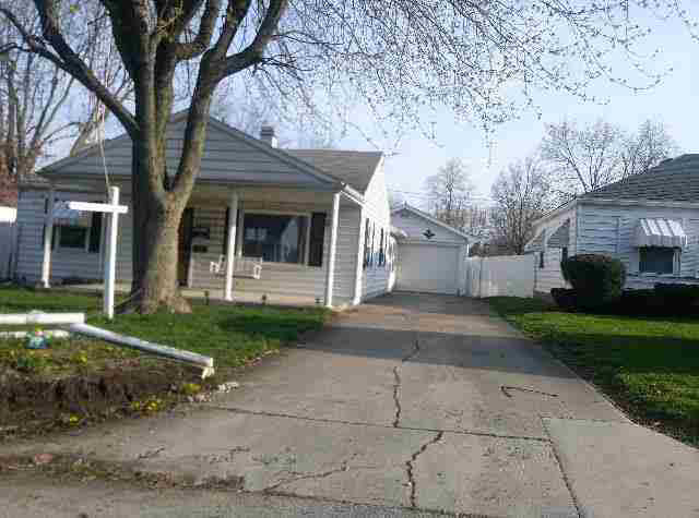 2008 E 25th St, Muncie, IN 47302 photo 2