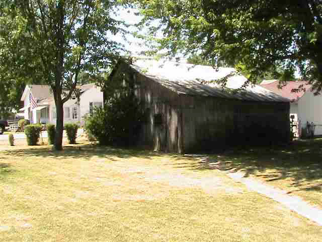 377 W Lincoln, Dunkirk, IN 47336 photo 3
