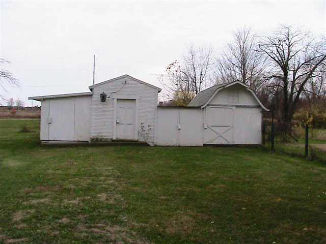 5713 W Jackson, Muncie, IN 47304 photo 2