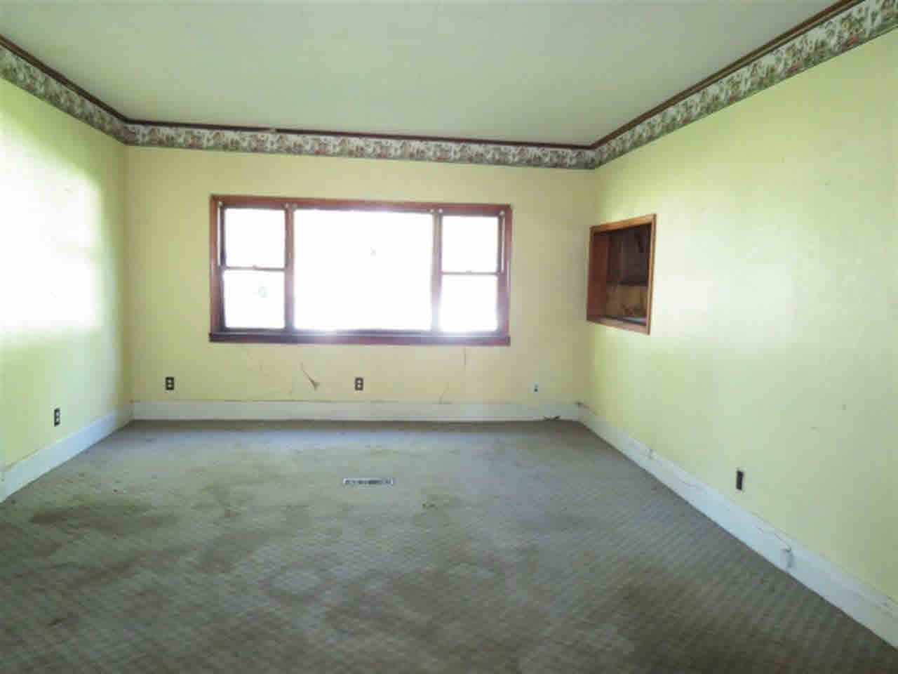 395 E Maple Ct, Pennville, IN 47369 photo 9