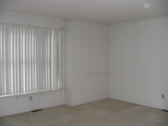 724 S Hackley, Muncie, IN 47302 photo 2