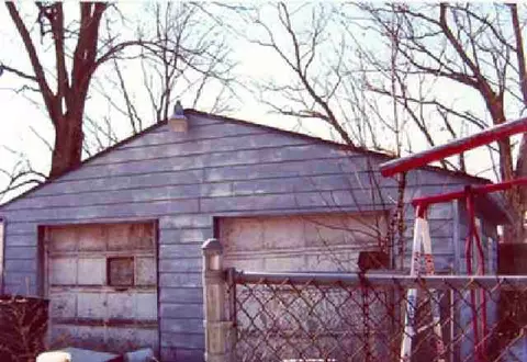 2207 E 29th St, Muncie, IN 47302 photo 1