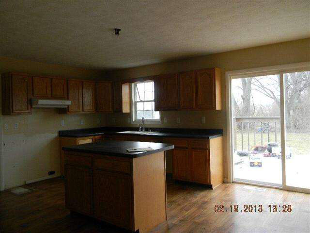 812 E Harris, Eaton, IN 47338 photo 4